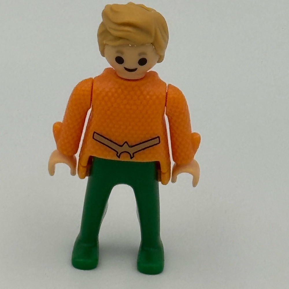 Playmobil DC Comic Heroes Aquaman Kinder Surprise